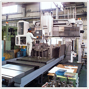 Gate-Type Machining Center